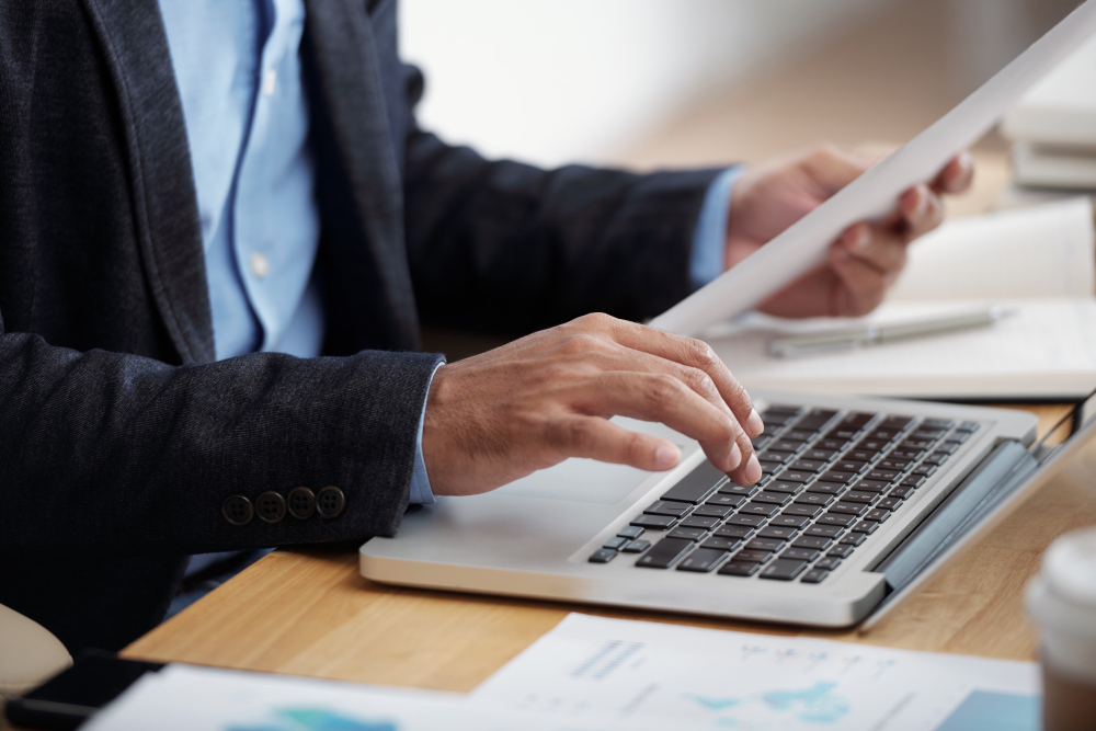 businessman-typing-keyboard